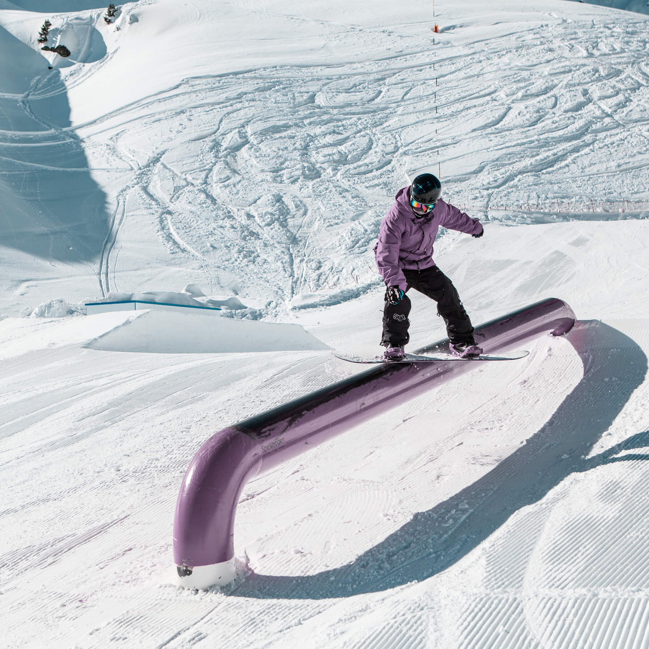 Skiing & snowboarding AHRIA APARTMENTS