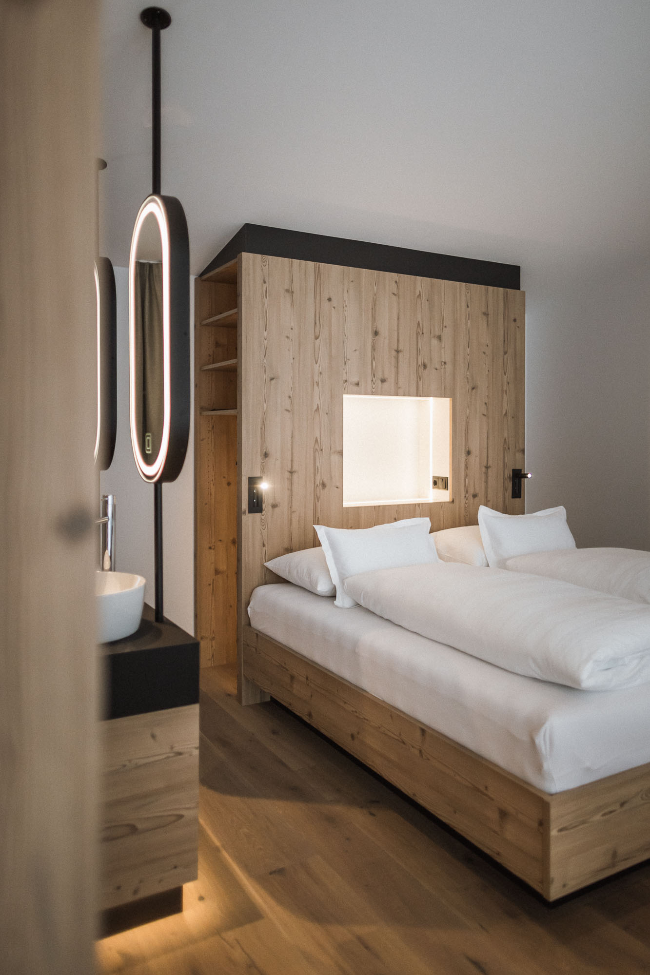 Doppelbett vom Apartment AhriaNova - AHRIA Apartments